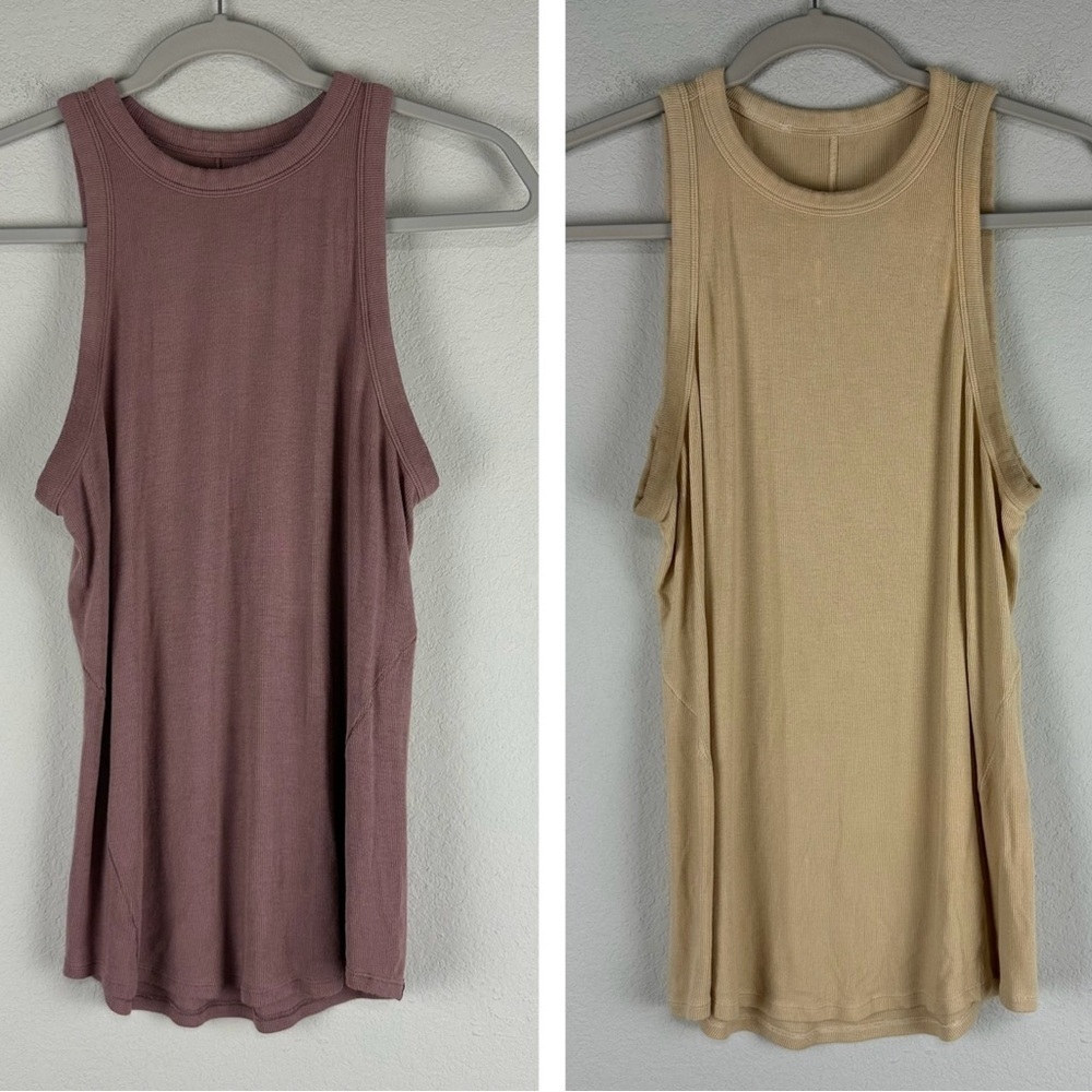 lululemon athletica Women's Tank Top - Mauve & Beige
